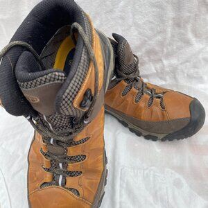 Keen Targhee  III Waterproof Mid Height Hiking Boots